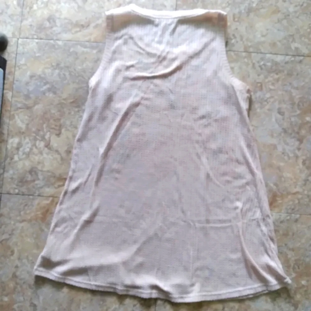 Umgee Embroidered Thermal Waffle Knit Sleeveless tunic dress, size Small - Picture 3 of 6